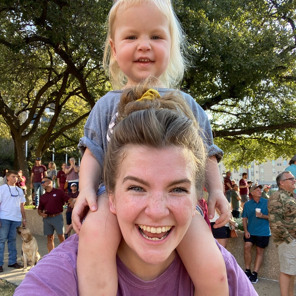 Meet your Posher, Reagan